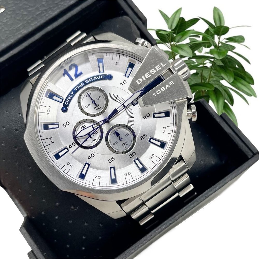 NWT DIESEL Men's Mega Chief Chronograph Stainless Steel Watch DZ4477